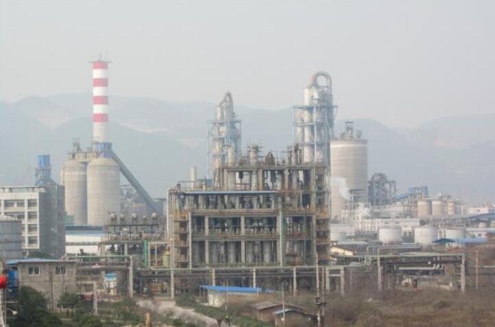 重慶映天輝氯堿化工塔類設備使用現(xiàn)場